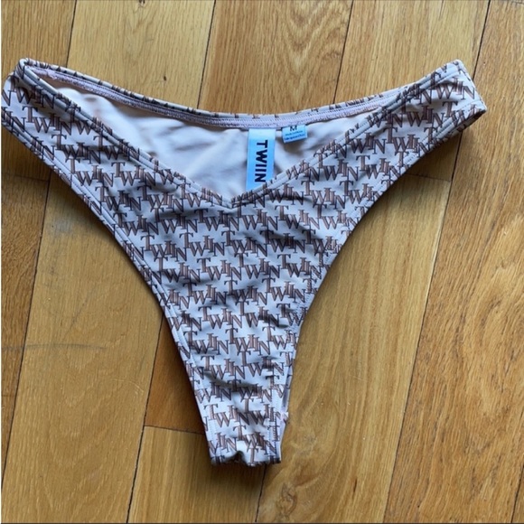 TWIIN Ego Bikini Bandeau Top V Cut Bottom Medium - Picture 6 of 10